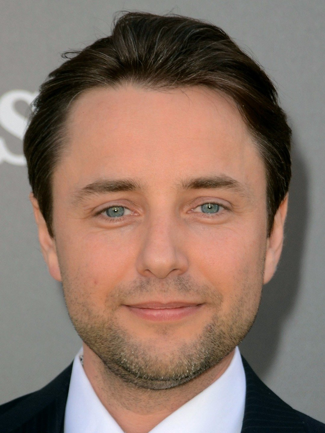 How tall is Vincent Kartheiser?